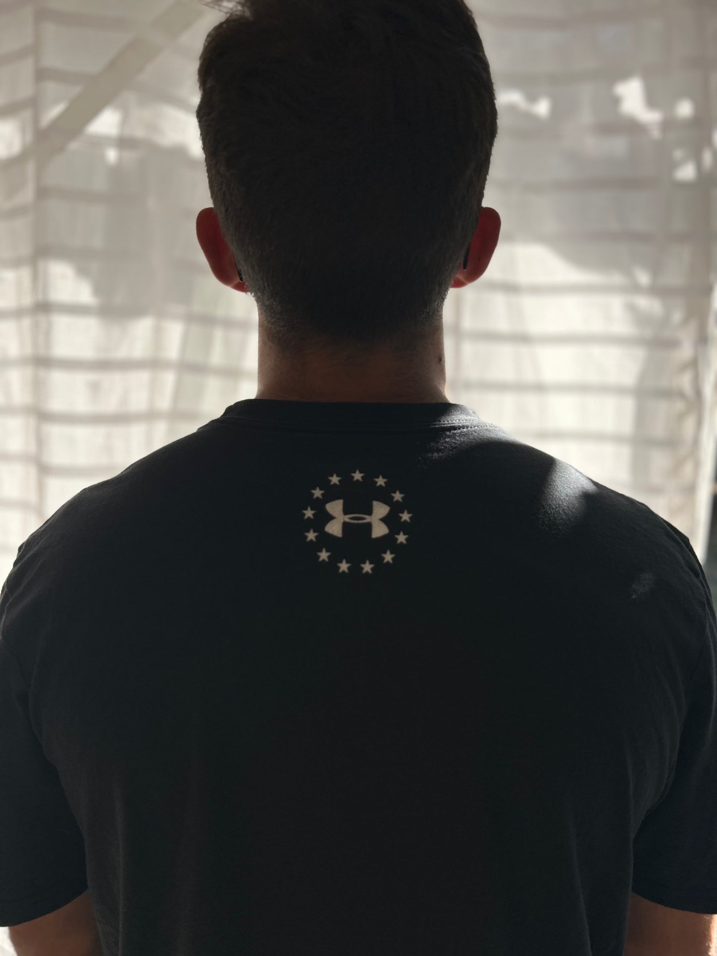 T shirt under armour (L)