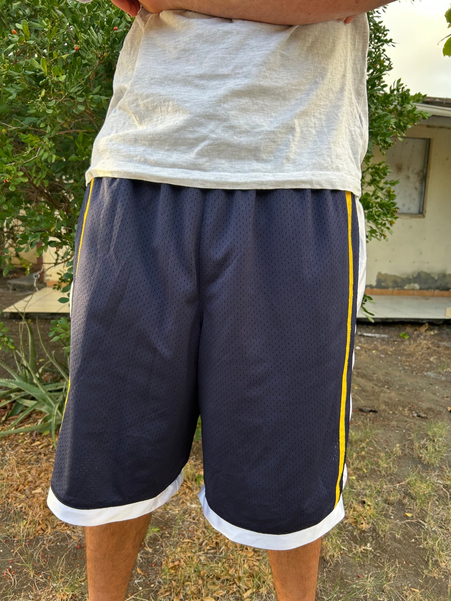 Short Champion (L)