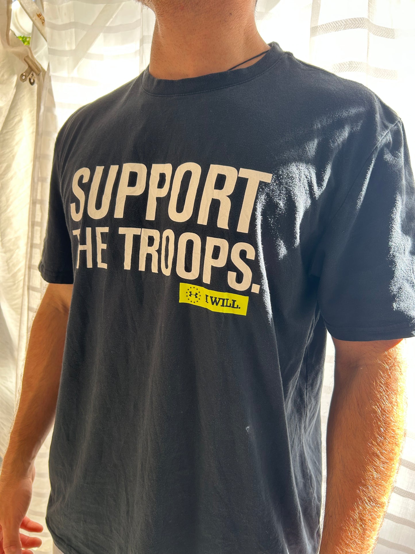 T shirt under armour (L)